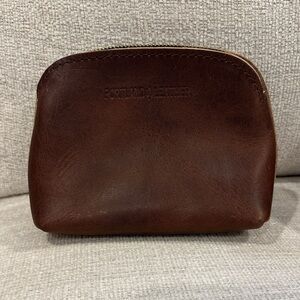 Portland Leather Zipper Pouch